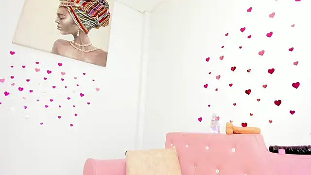 Julieta turner  online show from March 16, 2025, 3:39 pm