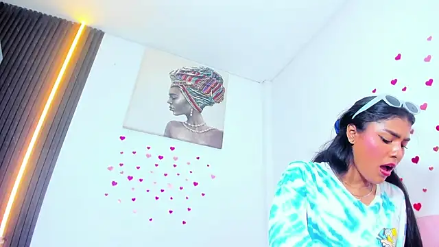 Julieta turner  online show from March 22, 2025, 7:09 pm