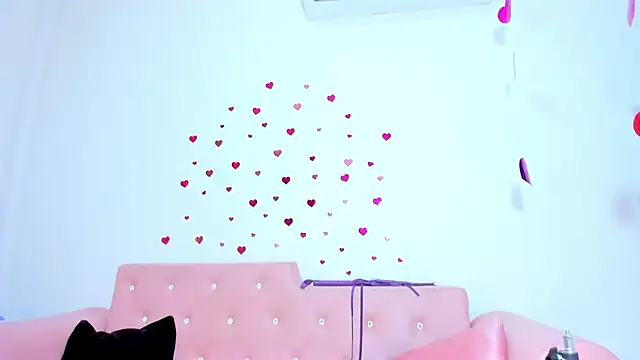 Julieta turner  online show from February 23, 2025, 12:05 pm