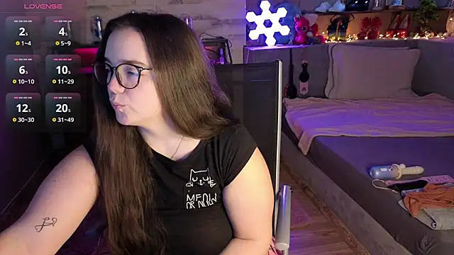 Kimberly-Caprice online show from February 5, 2026, 7:04 am