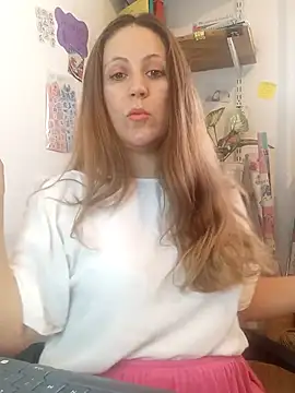 SofiEstevez online show from November 11, 2025, 1:17 pm