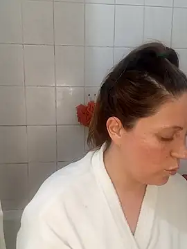 SofiEstevez online show from October 17, 2025, 11:17 pm