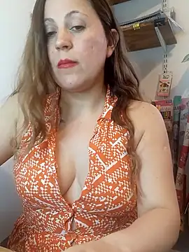 SofiEstevez online show from November 7, 2025, 1:26 pm