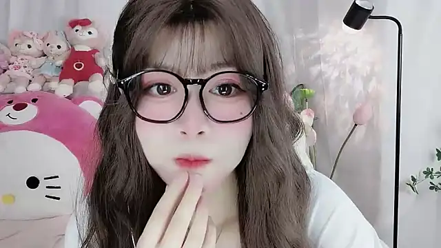 Nancy-Cindy online show from October 8, 2025, 8:09 pm