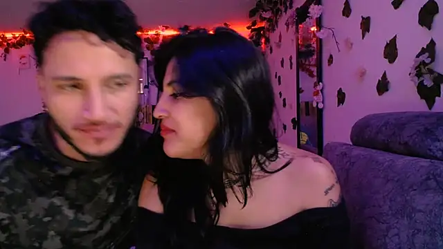 Afroditapoloo online show from January 18, 2025, 6:21 pm