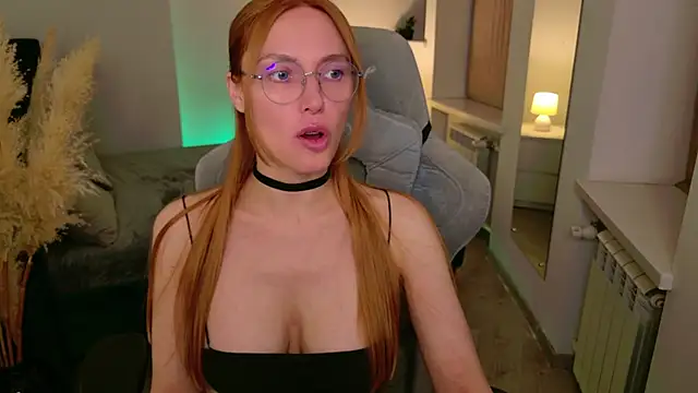 Love Call online show from October 11, 2025, 5:19 am