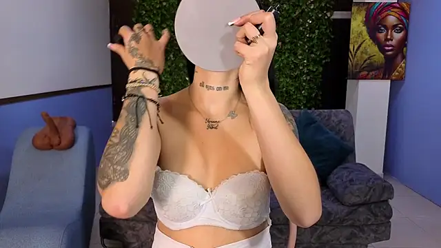 mei sweetcat online show from November 14, 2025, 12:09 pm