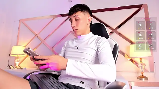 Snapshot of rome_hard chatting on February 24, 2026, 7:37 pm rome hard online show from February 24, 2026, 7:37 pm