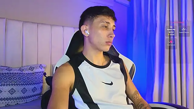 Snapshot of rome_hard chatting on February 26, 2026, 7:36 pm rome hard online show from February 26, 2026, 7:36 pm