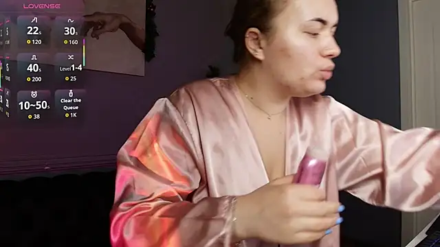 Snapshot of Ariell_Margot_ chatting on December 17, 2025, 2:11 pm Ariell Margot online show from December 17, 2025, 2:11 pm