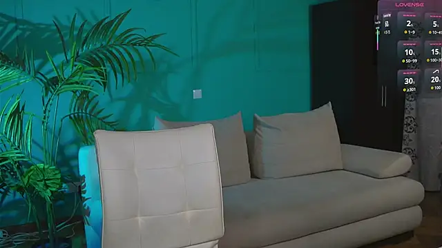 Snapshot of Ariell_Margot_ chatting on May 21, 2026, 5:05 am Ariell Margot online show from May 21, 2026, 5:05 am