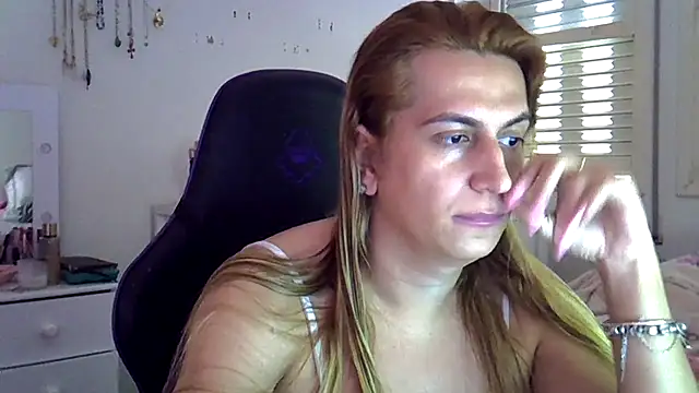 luizacandy online show from July 12, 2026, 5:58 pm