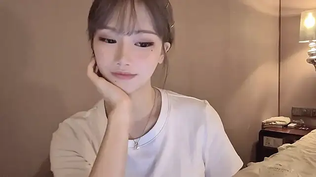 -XunMengLong- online show from December 17, 2025, 4:34 pm