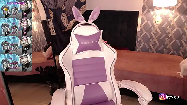 Snapshot of imfreyjauu chatting on January 10, 2025, 10:46 pm imfreyjauu online show from January 10, 2025, 10:46 pm