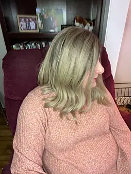 BookBabe27 online show from January 1, 2025, 1:48 pm