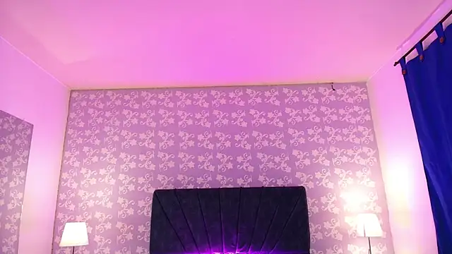 Snapshot of BritneySweet_ chatting on July 14, 2026, 7:42 pm BritneySweet online show from July 14, 2026, 7:42 pm