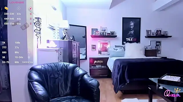 Snapshot of VelvetBarbie chatting on March 24, 2026, 8:20 pm VelvetBarbie online show from March 24, 2026, 8:20 pm