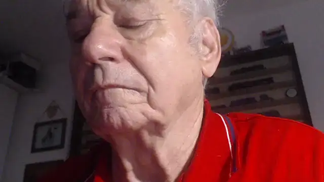 Snapshot of utilisasinus chatting on November 1, 2025, 12:17 am utilisasinus online show from November 1, 2025, 12:17 am