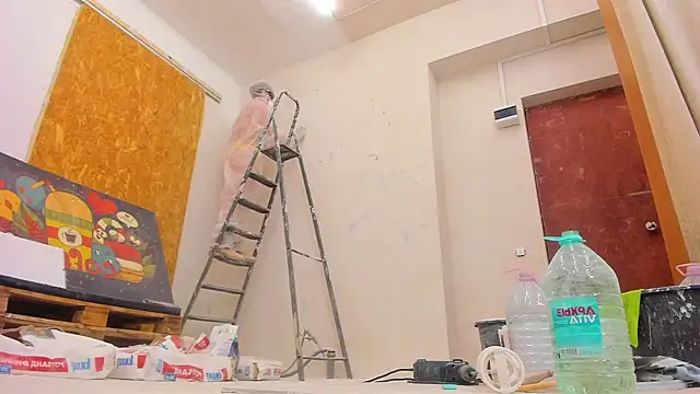 YourSuperModel online show from March 7, 2025, 12:34 pm