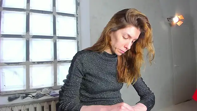 YourSuperModel online show from March 13, 2025, 6:16 am