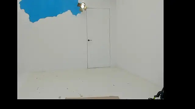 YourSuperModel online show from April 5, 2026, 7:48 am