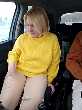 Snapshot of -Schweppes- chatting on January 16, 2025, 7:49 am -Schweppes- online show from January 16, 2025, 7:49 am