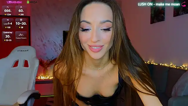 Snapshot of tina_akira chatting on March 18, 2025, 4:39 pm tina akira online show from March 18, 2025, 4:39 pm
