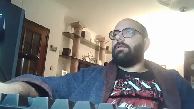 manokiitoo online show from March 31, 2026, 9:17 pm