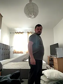 boschmerc147 online show from January 7, 2026, 1:49 pm