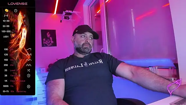 MAGABEAR077 online show from March 4, 2026, 5:37 am