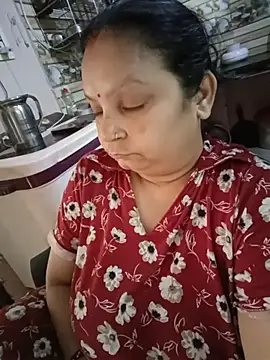 Kavya kapoor online show from May 31, 2026, 3:34 am