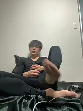 Snapshot of qrmr5xv chatting on March 10, 2026, 2:32 pm qrmr5xv online show from March 10, 2026, 2:32 pm