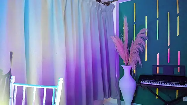 Snapshot of sereia_7777 chatting on March 4, 2025, 11:32 pm sereia 7777 online show from March 4, 2025, 11:32 pm