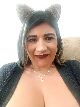 Hannahcandyy online show from February 6, 2026, 2:35 pm