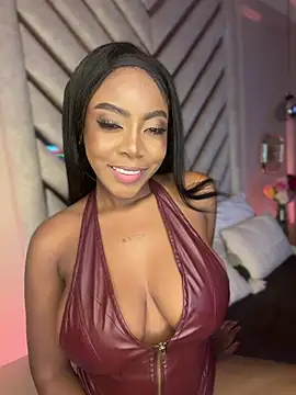 Lola King online show from July 7, 2026, 3:31 am