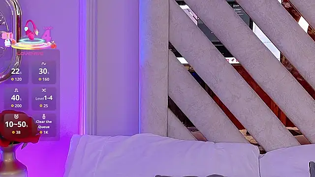 Lola King online show from September 23, 2025, 4:08 am