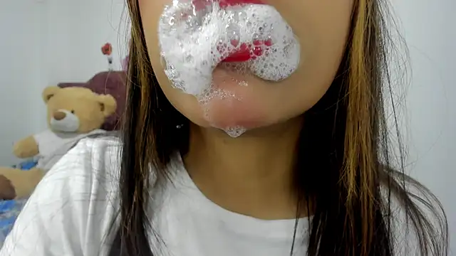 Snapshot of veky_saliva01 chatting on February 24, 2025, 2:48 pm veky saliva01 online show from February 24, 2025, 2:48 pm