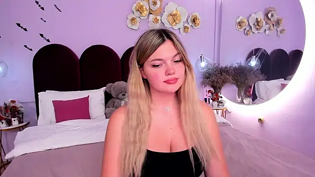 ZaraBloom online show from October 24, 2025, 3:49 am