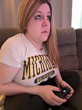 Snapshot of PuckBunny17 chatting on February 26, 2026, 10:43 pm PuckBunny17 online show from February 26, 2026, 10:43 pm