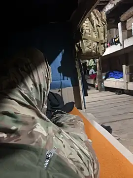 Snapshot of Artur6663 chatting on March 5, 2025, 12:44 pm Artur6663 online show from March 5, 2025, 12:44 pm