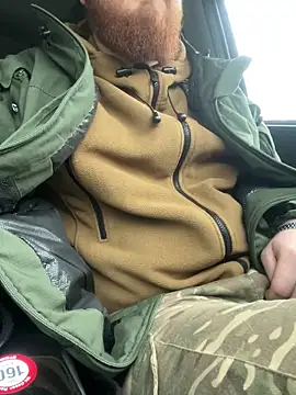 Snapshot of Artur6663 chatting on December 31, 2024, 10:04 am Artur6663 online show from December 31, 2024, 10:04 am