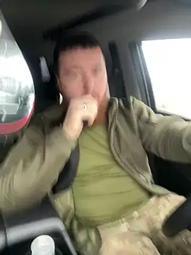 Snapshot of Artur6663 chatting on December 7, 2024, 9:00 am Artur6663 online show from December 7, 2024, 9:00 am