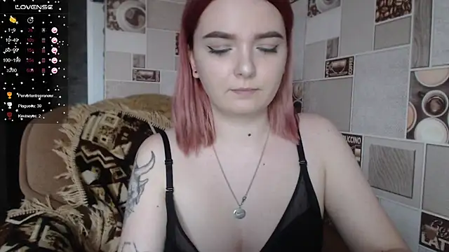 Snapshot of twinkling_melon chatting on January 15, 2025, 8:20 am twinkling melon online show from January 15, 2025, 8:20 am