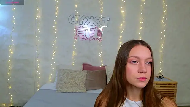 Snapshot of AliceBrayan chatting on March 27, 2026, 5:03 pm AliceBrayan online show from March 27, 2026, 5:03 pm