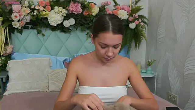 AliceBrayan online show from February 23, 2026, 5:13 pm