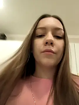 Snapshot of AliceBrayan chatting on March 22, 2026, 5:03 pm AliceBrayan online show from March 22, 2026, 5:03 pm