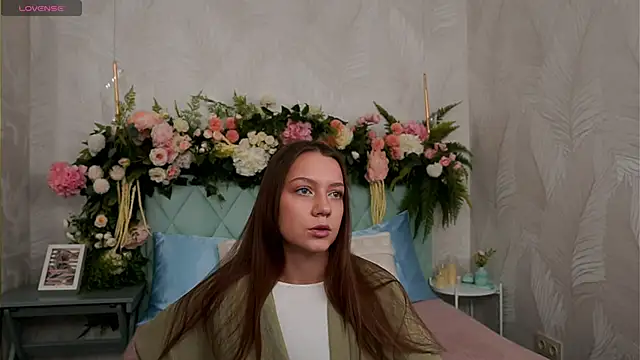 Snapshot of AliceBrayan chatting on March 5, 2026, 5:09 pm AliceBrayan online show from March 5, 2026, 5:09 pm