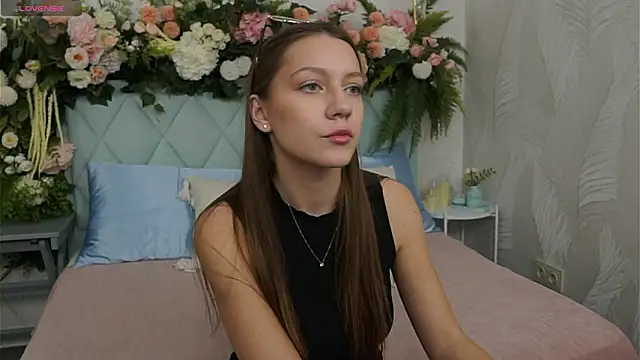 Snapshot of AliceBrayan chatting on March 12, 2026, 5:06 pm AliceBrayan online show from March 12, 2026, 5:06 pm