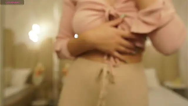 Snapshot of AliceBrayan chatting on March 17, 2026, 5:05 pm AliceBrayan online show from March 17, 2026, 5:05 pm