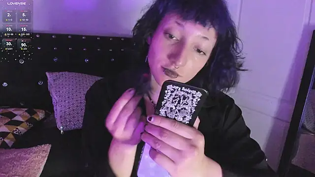 Snapshot of Ghosty_Doll chatting on February 6, 2026, 8:27 pm Ghosty Doll online show from February 6, 2026, 8:27 pm